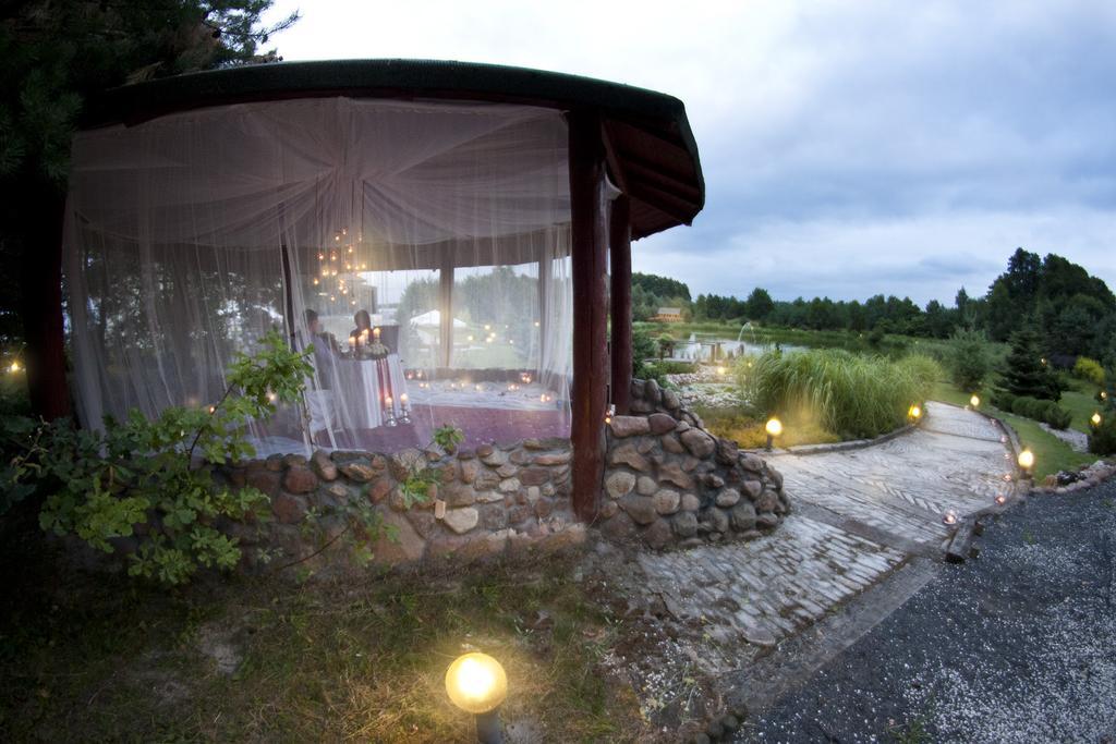 Dworek Helena Hotel Biala Podlaska Luaran gambar